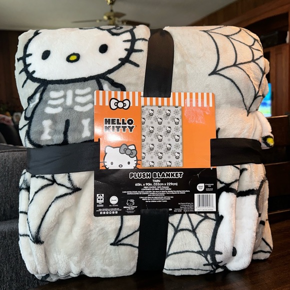 Hello Kitty Bedding Hello Kitty Plush Blanket Poshmark